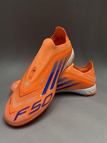 Спорт и отдых: Футбольные бутсы/сороконожки Adidas F50 (без шнурков) - Назначение — 2