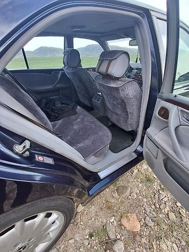 merc 211: Mercedes-Benz E-Class: 1999 г., Седан — 5