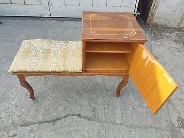 гримерный столик: Туалетный столик, Б/у, Со шкафом, цвет - Коричневый, Дерево — 4