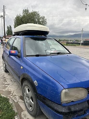туксон 2022: Volkswagen Golf: 1995 г., 2 л, Механика, Газ, Хэтчбэк — 3