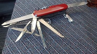 Аңчылык жана балык уулоо: Мультитул-нож Victorinox с кожаным чехлом Компактный швейцарский нож — 7