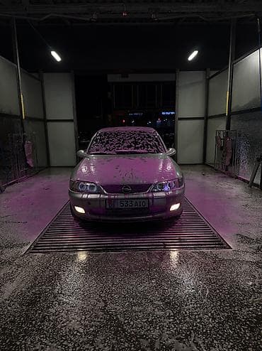 opel kadett: Opel Vectra: 1998 г., 2.5 л, Механика, Бензин, Хэтчбэк — 1