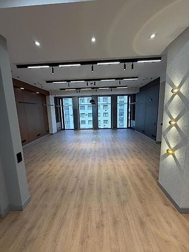 600: Аренда офисов, 64 м², В бизнес центре — 1