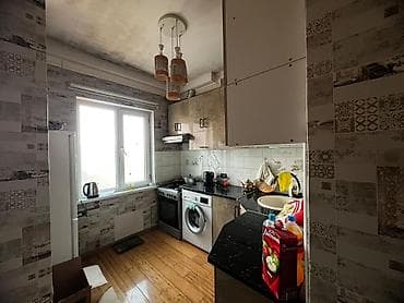 продается комната: 3 комнаты, Без подселения, С мебелью частично — 2