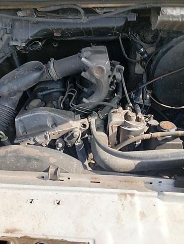 шины портер 1: Дизельный мотор Mercedes-Benz 2.3 л — 1