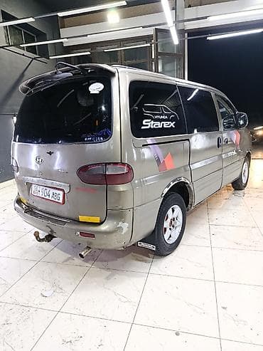 bmw 2: Hyundai Starex: 1997 г., 2.5 л, Ручные, Дизель, Минивэн — 5