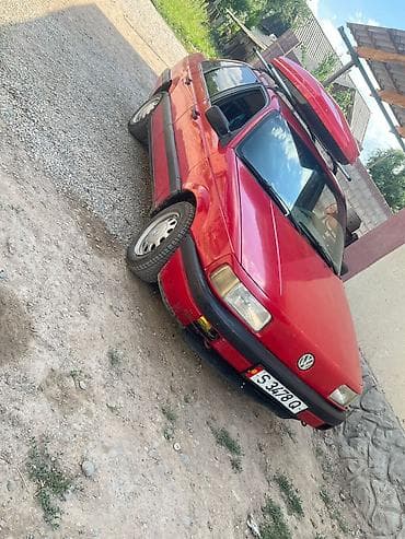 Унаа сатуу: Volkswagen Passat: 1990 г., 1.8 л, Кол менен иштөөчү — 10
