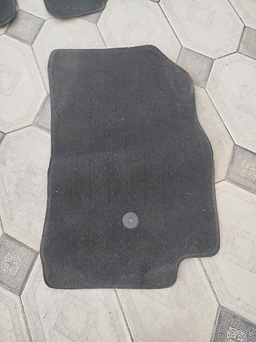 полики спарк: Родные Ворсовые Полики Для салона Chevrolet, цвет - Черный, Б/у, Самовывоз — 3