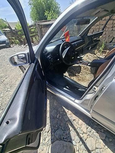 мерс банан: Mercedes-Benz E-Class: 2002 г., 2.2 л, Автомат, Бензин, Седан — 9