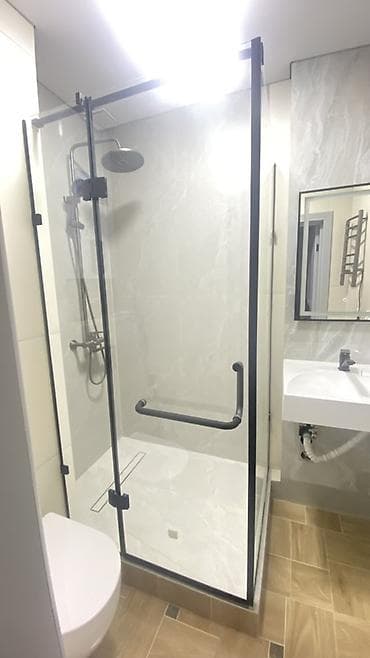 solutions upper: Душевая кабина Квадратная, Покрытие: Прозрачный — 1