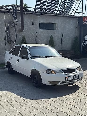 e star: Daewoo Nexia: 2012 г., 1.6 л, Механика, Бензин, Седан — 6
