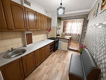 Квартиры: 3 комнаты, 60 м², Аламедин-1 мкр Индивидуалка, 3 этаж — 3