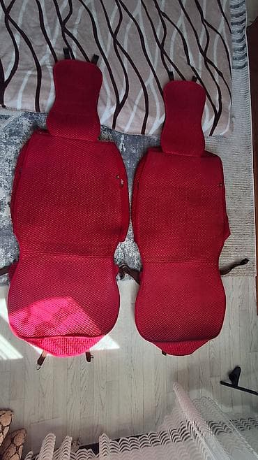 я девушка: Комплект автонакидок на сиденья, универсальные, гранатовый цвет - — 2