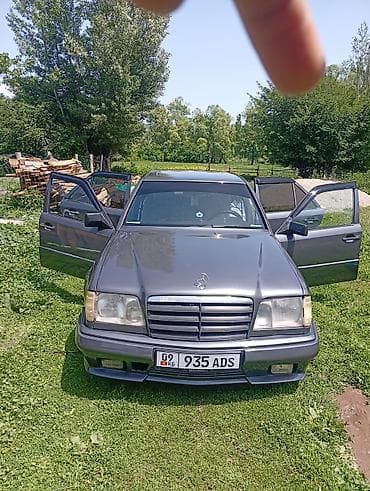 Продажа авто: Mercedes-Benz W124: 1994 г., Седан — 1
