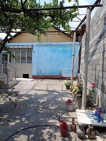 дом бишкек: Продаётся частный дом с благоустроенным двором. Описание объекта: - — 2