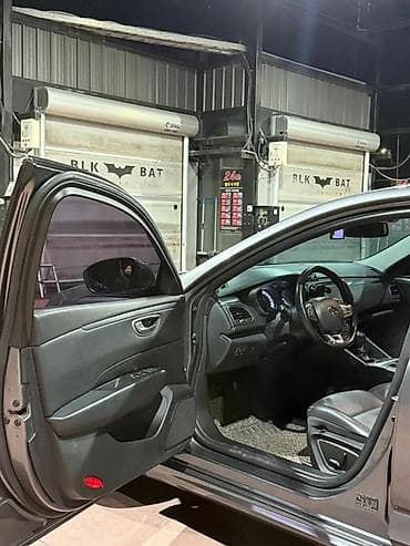 forester 2020: Renault SM6: 2020 г., 2 л, Автомат, Газ, Седан — 4