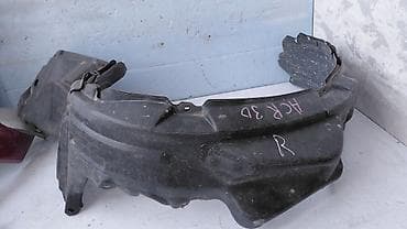 Подкрылок Передний правый Toyota, 2002 г., Б/у, Оригинал — 2