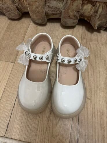 детская ортопедическая обувь: Детская обувь для девочки — набор из трех пар 1) Лакированные туфли — 1