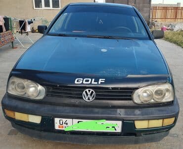 продаю диски на субару: Volkswagen Golf: 1996 г., 1.6 л, Механика, Бензиновая, Хэтчбэк — 2