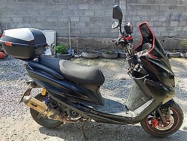 электро скутера: Скутер/макси-скутер 50–150 см³ (визуально — спортивный дизайн, черный — 6