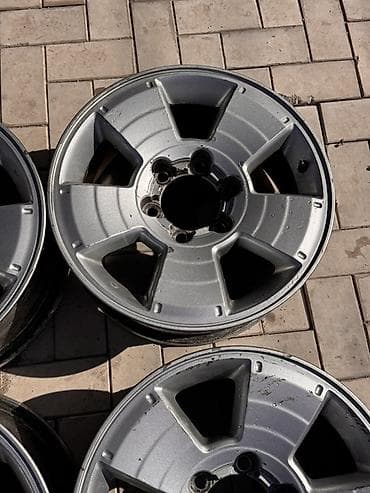 rx 47: Литые Диски R 17 Toyota, Комплект, отверстий - 6, Б/у — 4