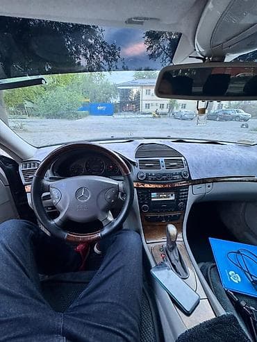 v class: Mercedes-Benz E-Class: 2003 г., 3.2 л, Автомат, Бензин, Седан — 8