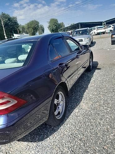мер: Mercedes-Benz C-Class: 2002 г., Седан — 5