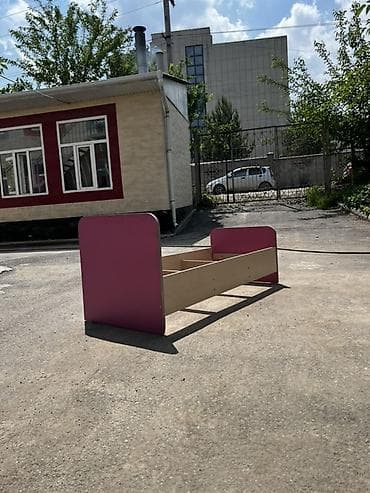 Кровати: Односпальная кровать для детской/подростковой комнаты. - Конструкция — 4