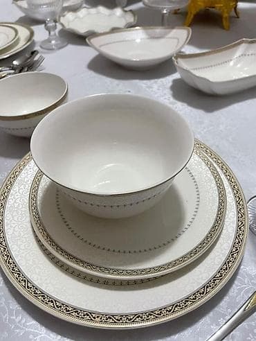 посуда на прокат: Сдаются в аренду сервисные посуды. В комплекте имеются Ложки, вилки — 5