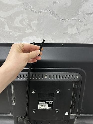 psp 2013: Телевизор Yuno, диагональ около 24–26". Компактная модель с плоской — 2