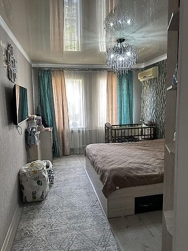 Продаю пол дома в районе Азия Молл. 1 линия, по улице Шота Руставели — 1