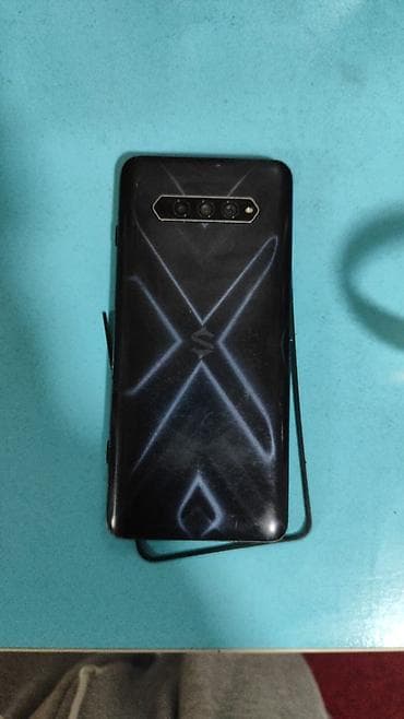 samsung a13: Продаю телефон black shark 4 6/128 надо поменять экран — 1