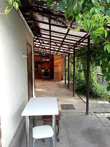 Продаётся дом в Беловодске в районе шлагбаума общей площадью дома