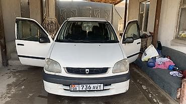 crv 2: Toyota Raum: 2000 г., 1.5 л, Автомат, Бензин — 1