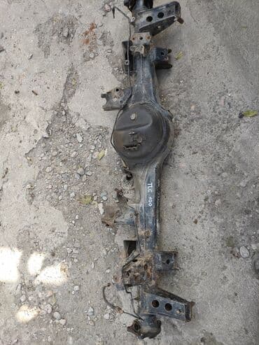 средний кузов двух скат: Toyota Land Cruiser 100 чулок заднего моста, Тойота Ленд Крузер 100 — 1