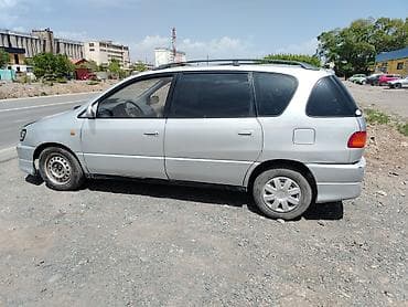 gac aion v: Toyota Picnic: 1999 г., 2 л, Механика, Бензин, Минивэн — 5