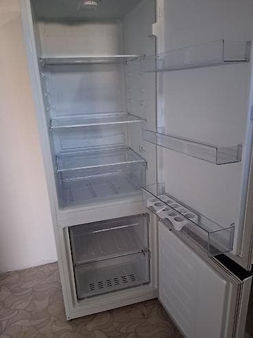 Холодильник Beko, двухкамерный, белый, с нижней морозильной камерой — 3