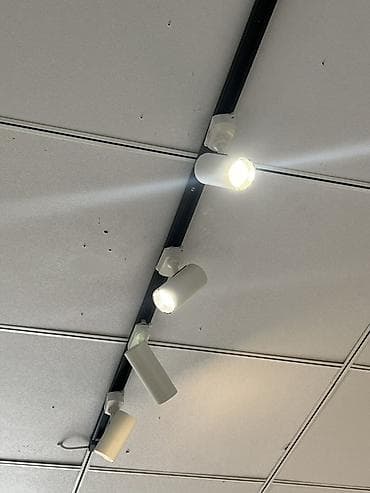 малый бизнес: Торговое оборудование для магазина одежды (набор) Продаю полностью — 5