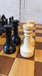 курсы шахмат бишкек: Шахматы советские! Полный комплект. Доска дерево, в отличном — 11