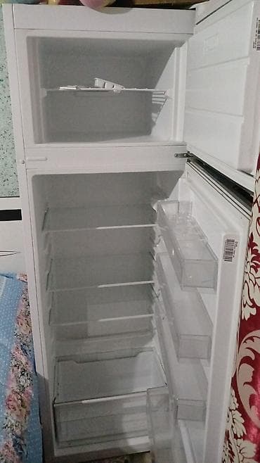 фолксваген крафтер: Холодильник Vestel, Двухкамерный — 3