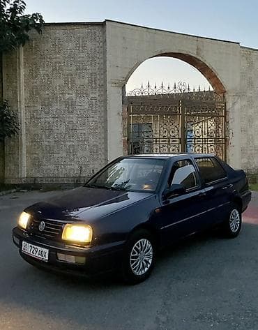 sprinter 2 7: Volkswagen Vento: 1993 г., 1.8 л, Автомат, Бензин, Седан — 9
