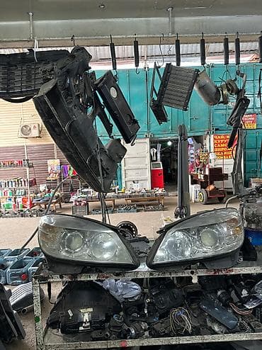 цешки: Комплект передних фар Mercedes-Benz 2010 г., Б/у, Оригинал, Германия — 3