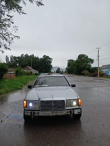 тягач мерс: Mercedes-Benz W124: 1988 г., 2.3 л, Механика, Бензин, Седан — 4