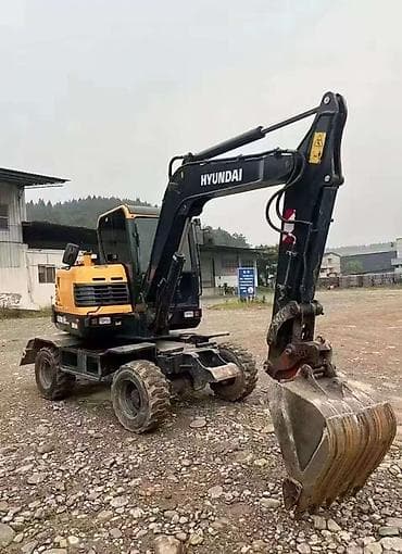 john dere: Экскаватор, Hyundai, 2021 г., Колесный — 1