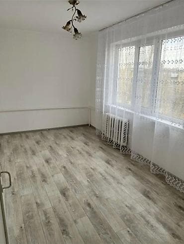 4: 2 комнаты, 45 м², 105 серия, 4 этаж, Косметический ремонт — 4