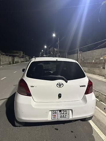 rf 2: Toyota Yaris: 2006 г., Бензин, Хэтчбэк — 3