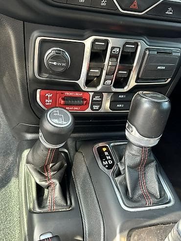 Продажа авто: Jeep Wrangler: 2023 г., 3.6 л, Автомат, Бензин, Внедорожник — 5