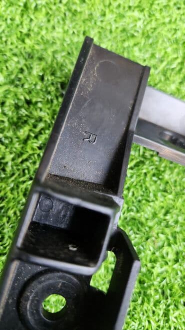 n62: Крепление бампера Bmw 7-Series E65 N62B36A 2003 заднее правое (б/у) ​ — 5