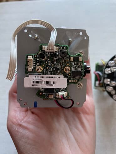 6 d: Запчасти для видеокамеры В рабочем идеальном состоянии. Каждая — 3