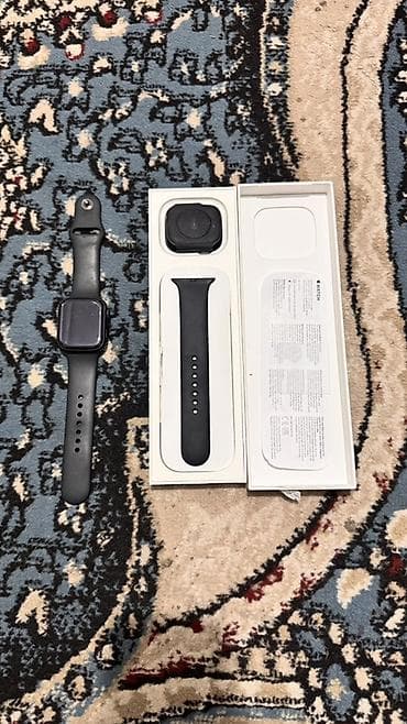 Apple Watch 9 серии( 45 мм) в хорошем состоянии